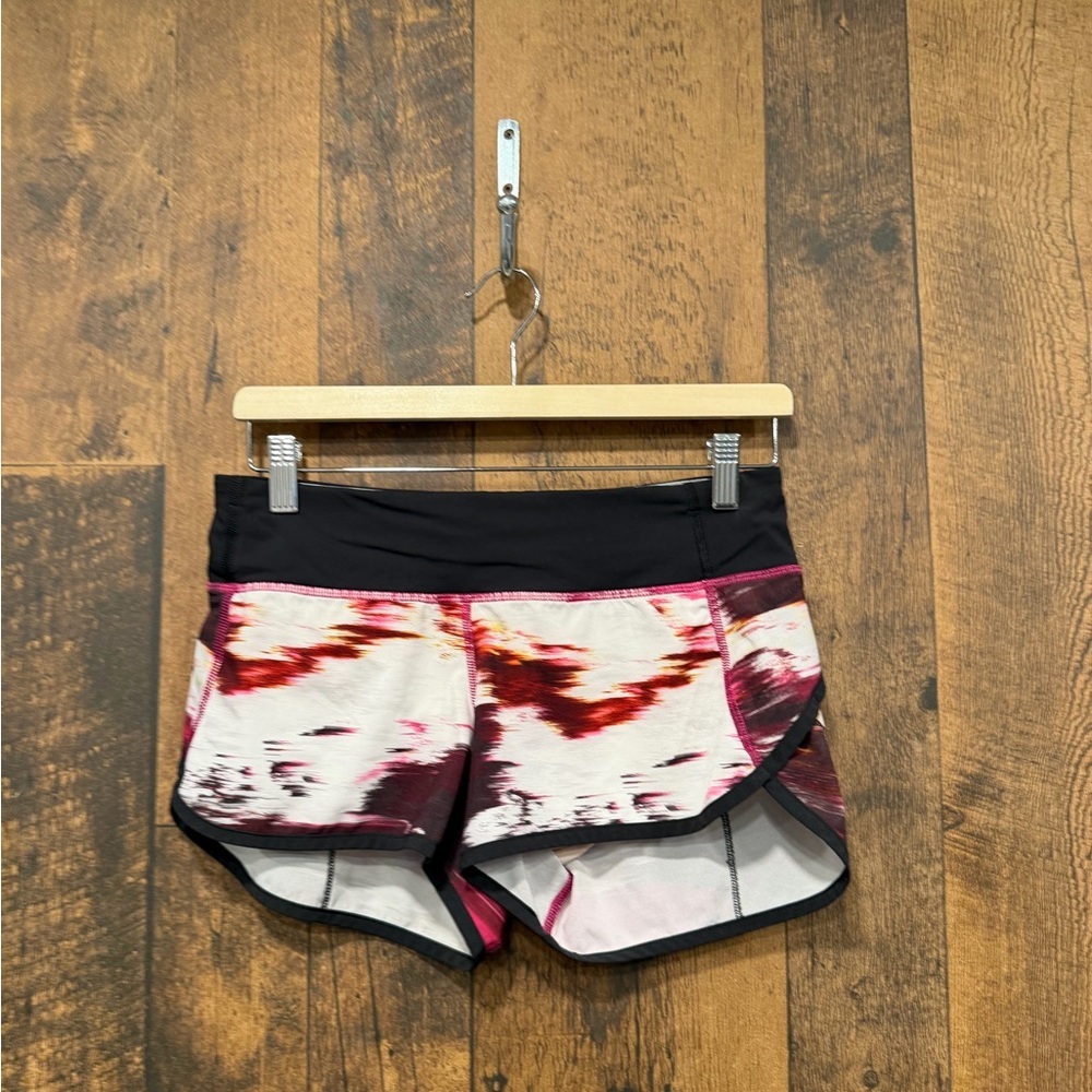 Lululemon Speed Short *4-way Stretch
Pigment Wind Berry Rumble size 4 - Picture 2 of 7
